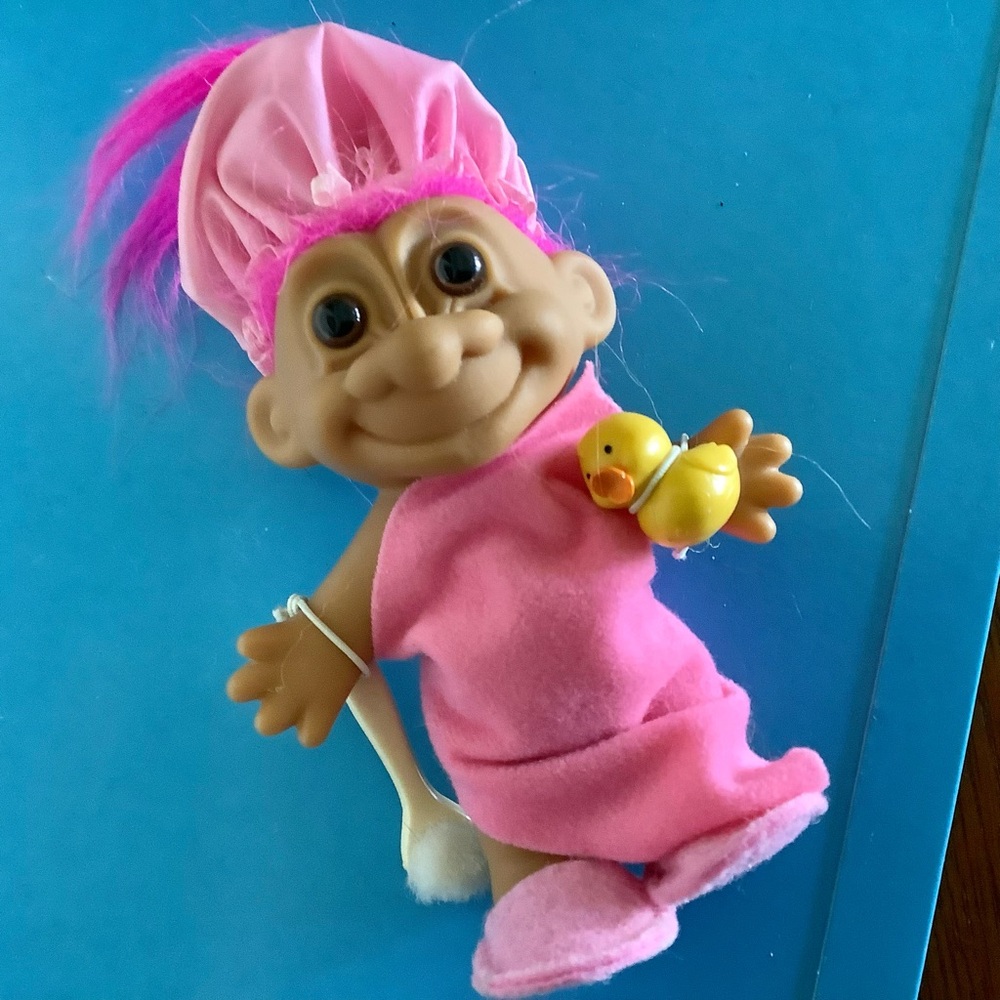 Vintage Russ Bath Time Troll Doll pink hair COMPLETE